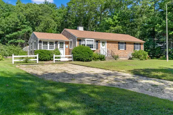 248 Poponessett Rd Road, Cotuit, MA 02635