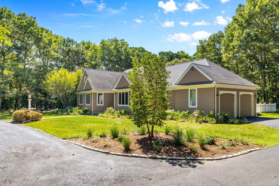 331 Falmouth Woods Road, East Falmouth, MA 02536 - #3