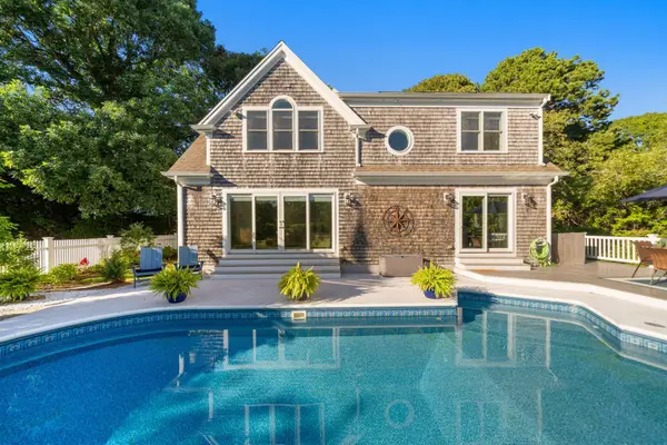20 Lords Pond Road, Chatham, MA 02633