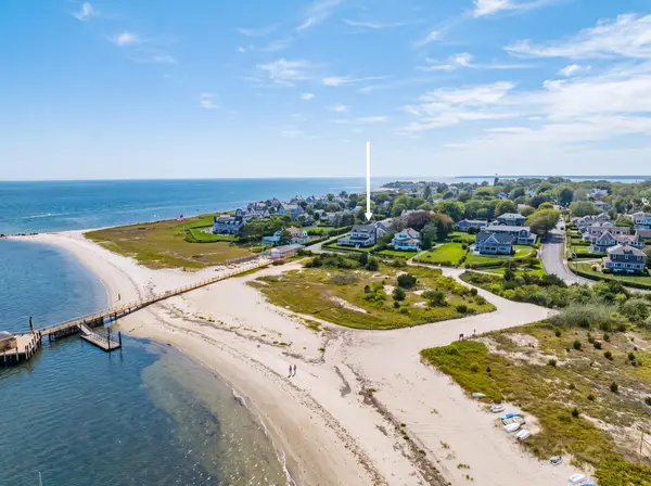 172 Irving Avenue, Hyannis Port, MA 02647
