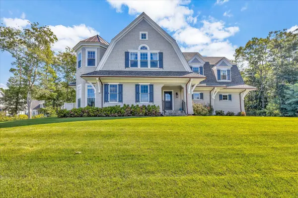 9 Rock Hill Road, Sandwich, MA 02563