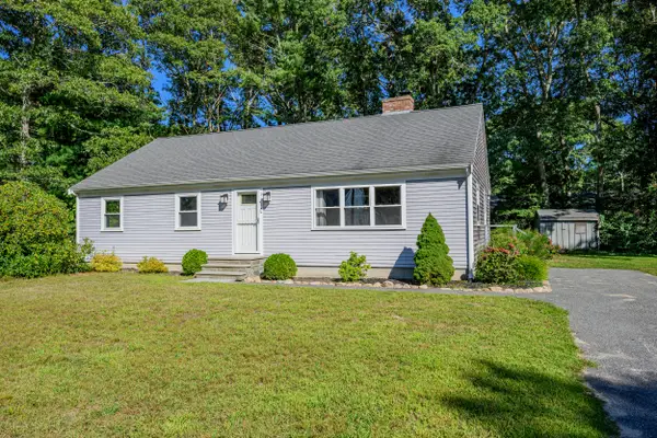 161 Bishops Terrace, Hyannis, MA 02601