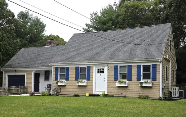 55 Deerfield Road, Osterville, MA 02655