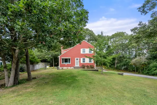 12 Eldridge Street, Monument Beach, MA 02553