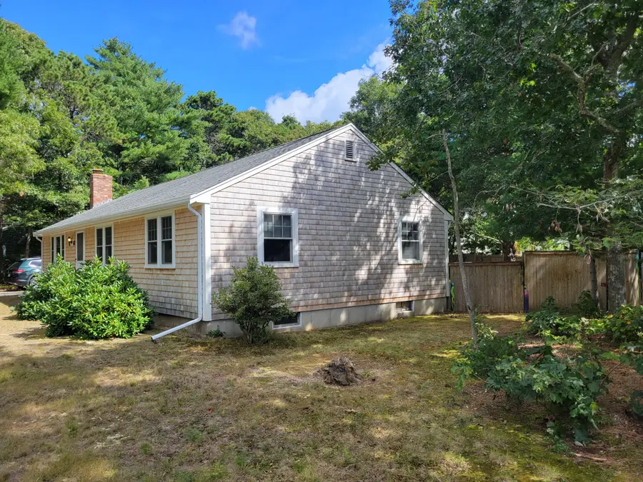 8 Westbury Way, Cotuit, MA 02635 - #3
