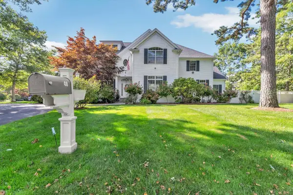 48 Eagle Drive, Mashpee, MA 02649