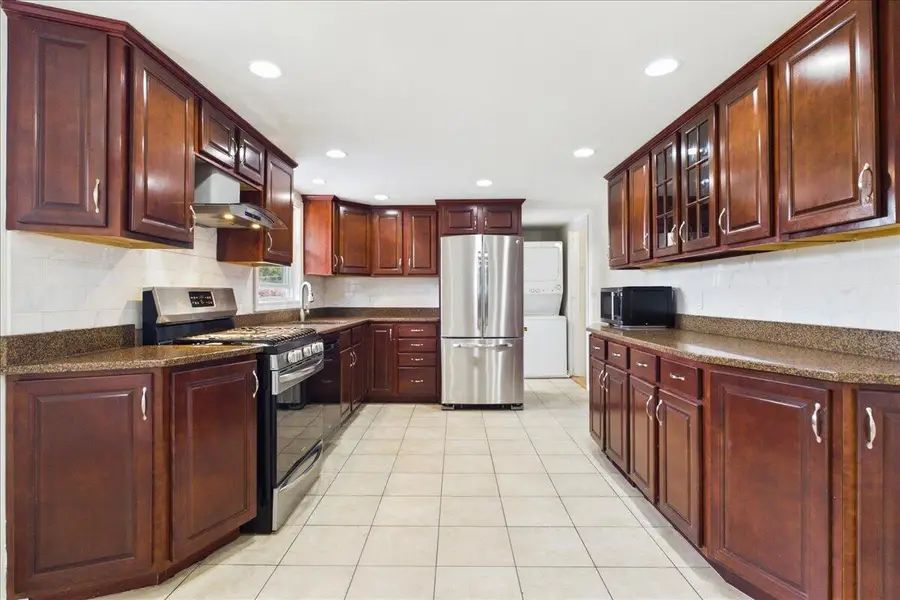 42 Hazelmoor Road, South Yarmouth, MA 02664 - #3