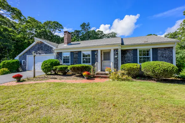 800 Riverview Drive, Chatham, MA 02633