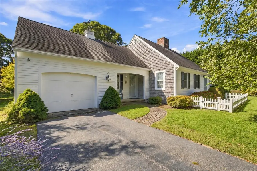 8 Loch Rannoch Way, Yarmouth Port, MA 02675 - #2