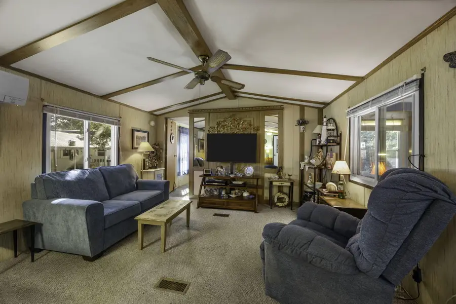 2 5th Avenue #2, Bourne, MA 02532 - #2