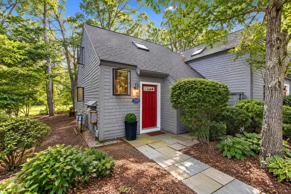 68 Mid-iron Way #7525, Mashpee, MA 02649