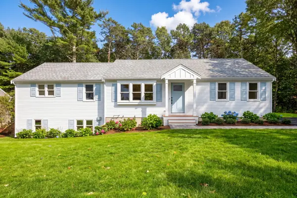 31 Jasons Lane, Osterville, MA 02655