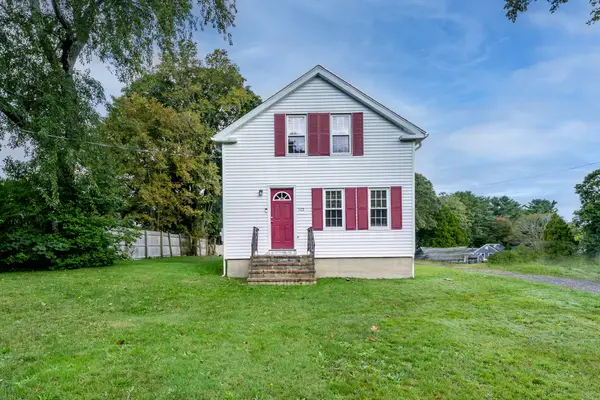 562 Waquoit Highway, East Falmouth, MA 02536