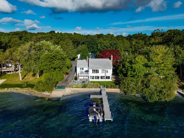 188 Annable Point Road, Centerville, MA 02632