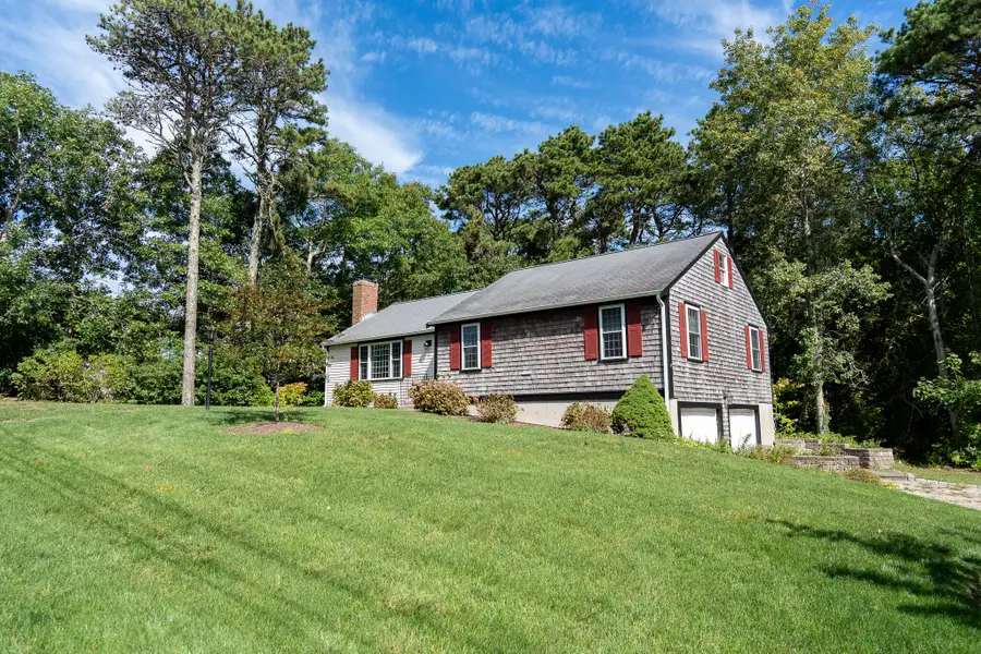 2 Mohegan Lane, Yarmouth Port, MA 02675 - #3