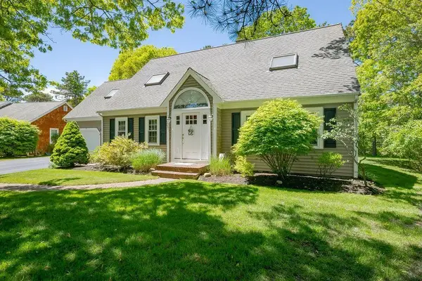 37 Square Rigger Lane, Barnstable, MA 02630