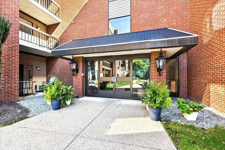 4975 Washington Street #310, West Roxbury, MA 02132 - #2