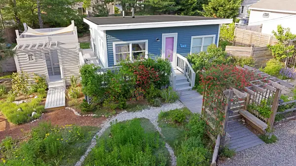 10 Atwater Drive, East Falmouth, MA 02536