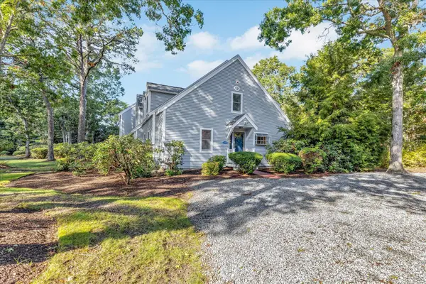 98 Shellback Way #O, Mashpee, MA 02649