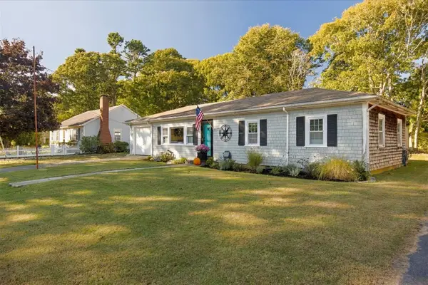 19 Joe Lincoln Road, West Harwich, MA 02671
