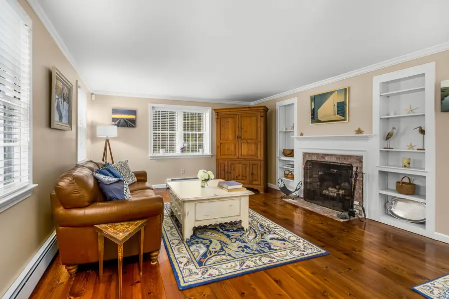 7 Squirrel Run Street, Yarmouth Port, MA 02675 - #3