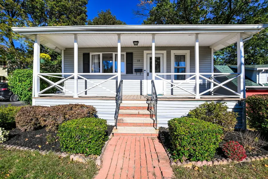 18 Lakeside Avenue, Weymouth, MA 02189 - #2