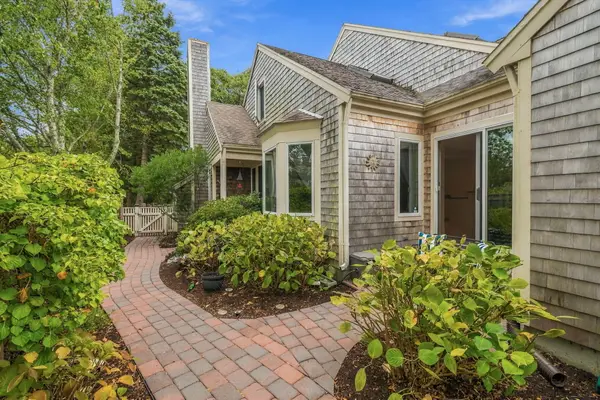 40 John Hall Cartway, Yarmouth Port, MA 02675