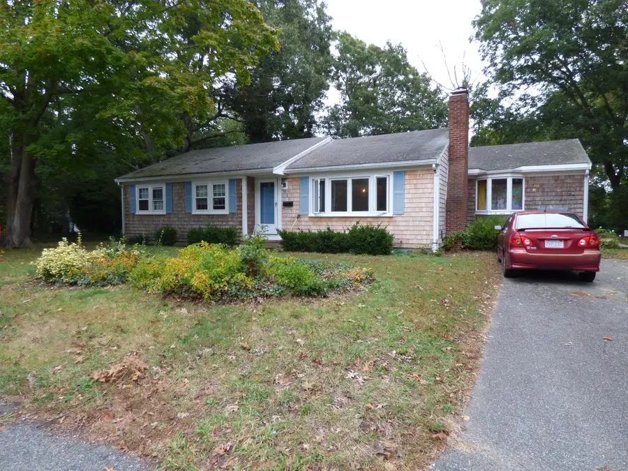 20 Kent Lane, Hyannis, MA 02601 - #2