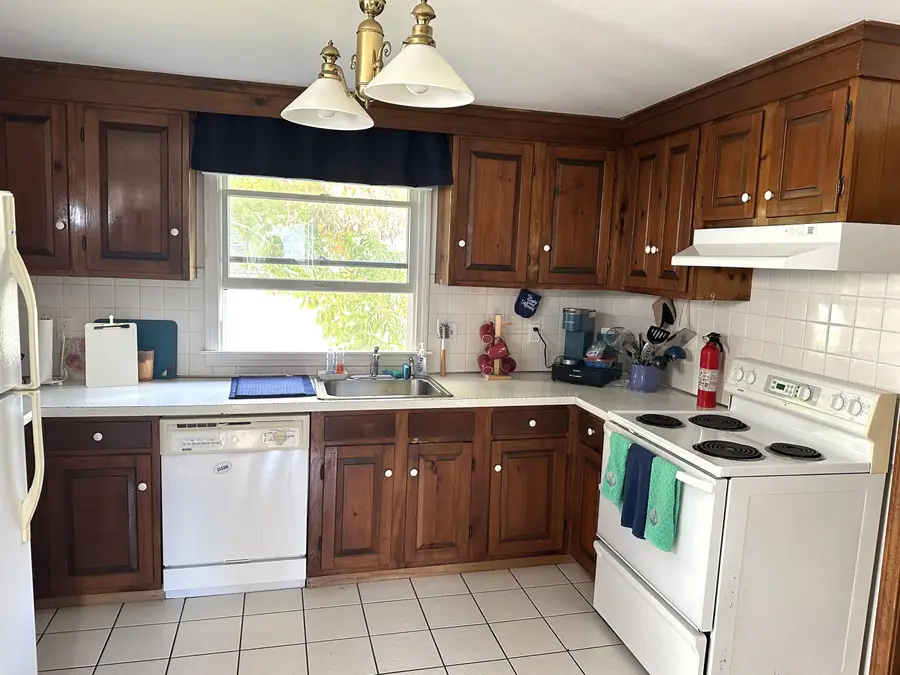 64 Park Avenue, West Yarmouth, MA 02673 - #3