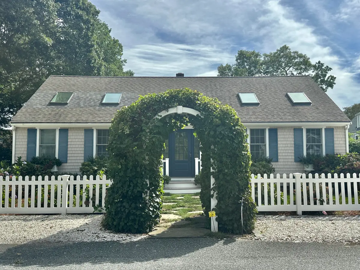 15 South Street, Osterville, MA 02655 - #1
