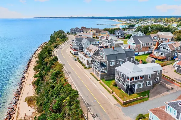331 Grand Avenue, Falmouth, MA 02540