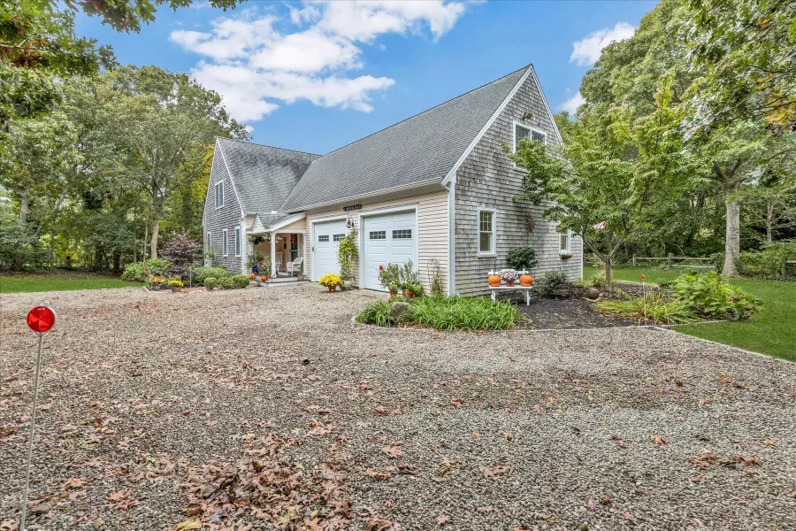 11 Richard Lane, West Dennis, MA 02670 - #3