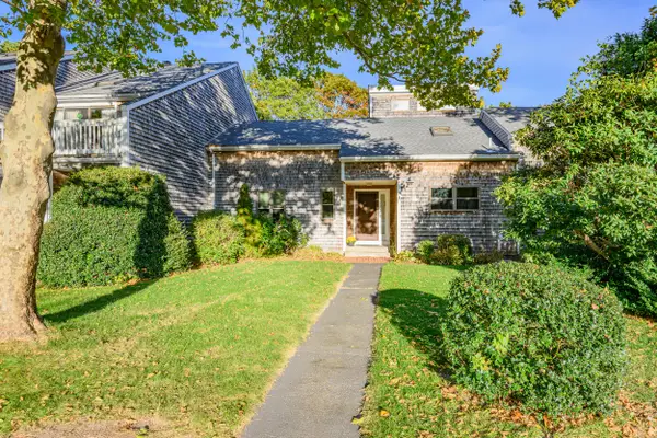 5 Riverview Avenue #UNIT G, Mashpee, MA 02649