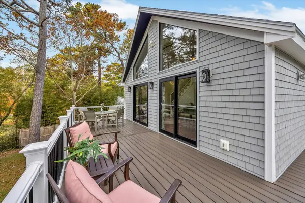 48 Tri-town Circle, Mashpee, MA 02649