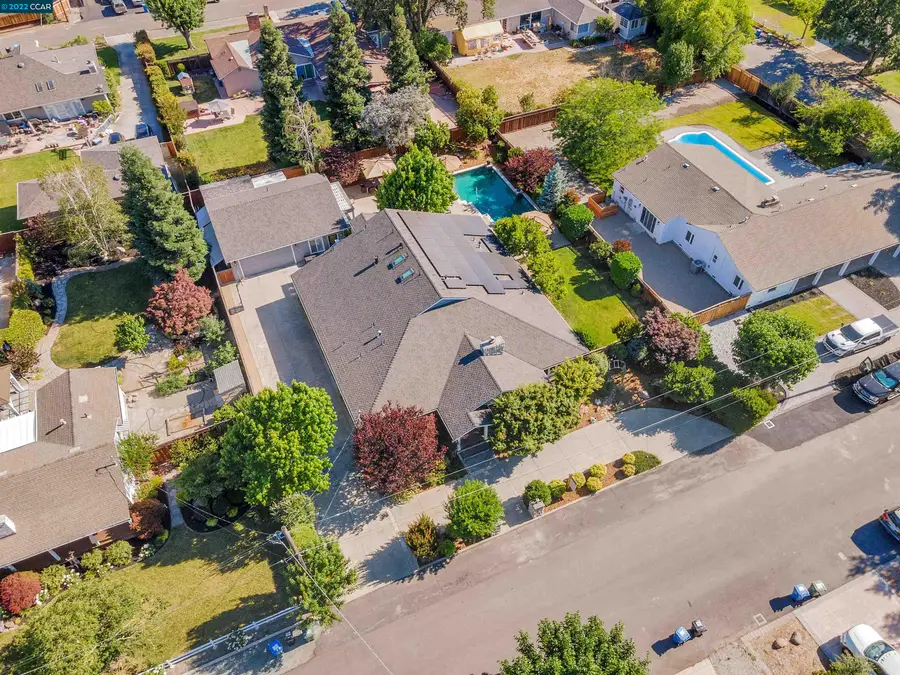 221 El Sobrante Dr, Danville, CA 94526 - Image #3