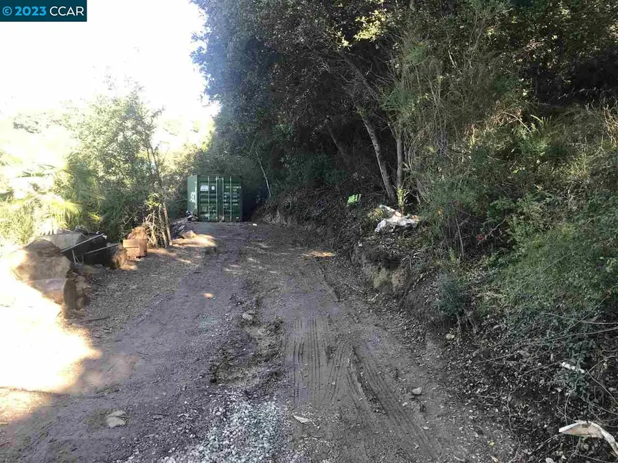 4937 Crow Canyon Rd, Castro Valley, CA 94552 - #2