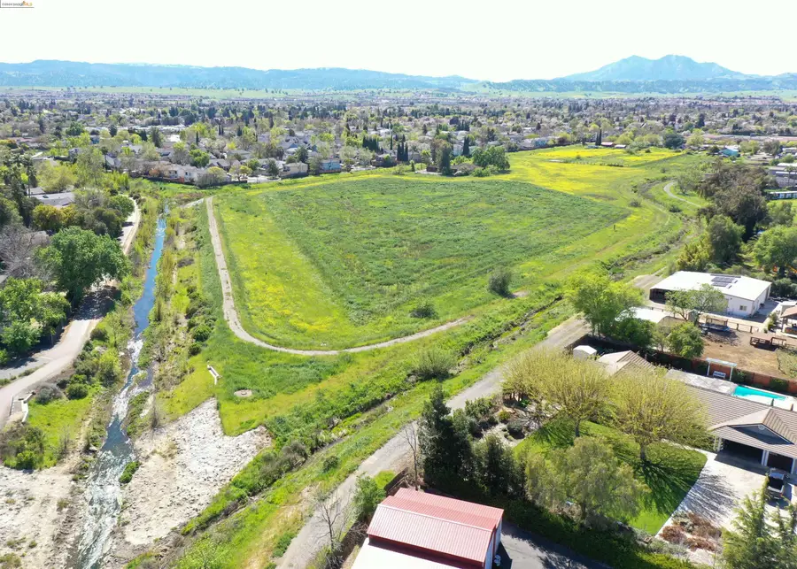 800 Minnesota Ave, Brentwood, CA 94513 - #2