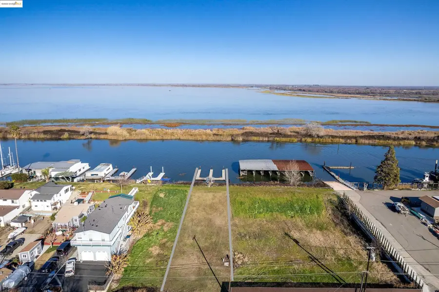 6831 Riverview Rd, Bethel Island, CA 94511 - #3