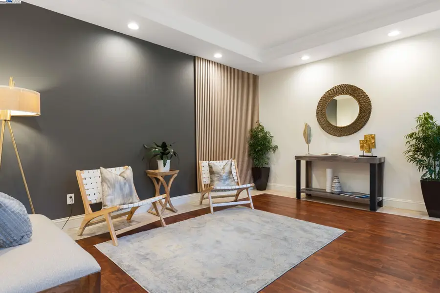 6440 Longcroft Dr, Oakland, CA 94611 - #3