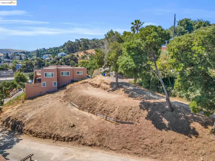 125 Kendall Ave, Crockett, CA 94525 - #3