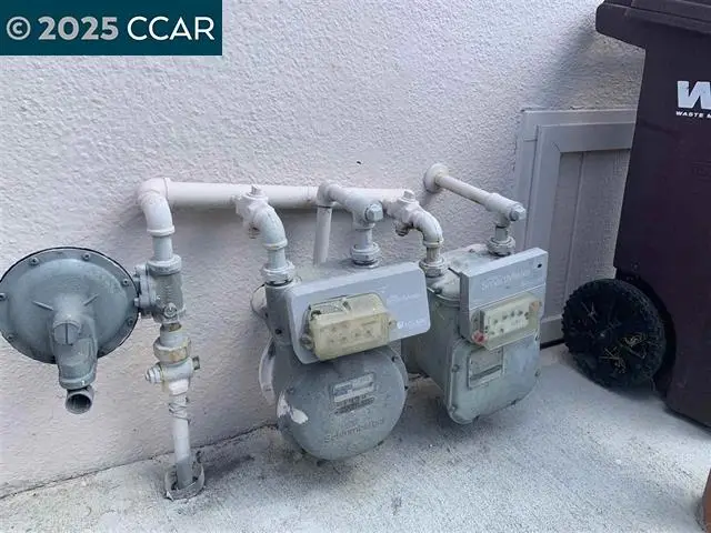 1420 87Th Ave, Oakland, CA 94621 - Image #2