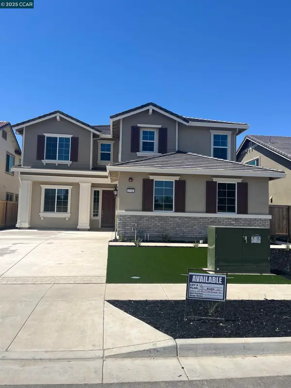 2726 Moonflower Street, WEST SACRAMENTO, CA 95691