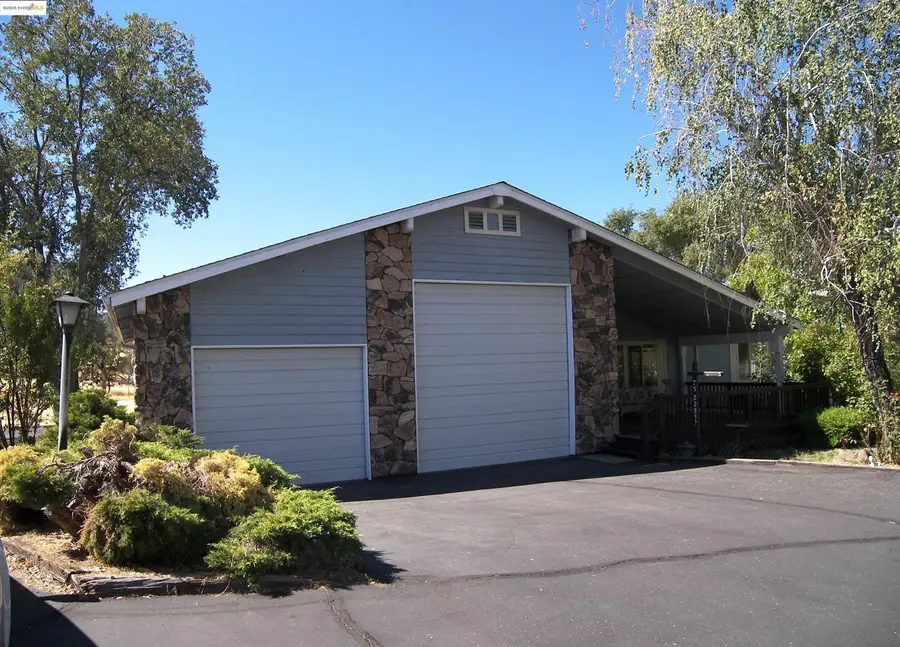 22857 Rolling Woods Dr., Groveland, CA 95321 - #2