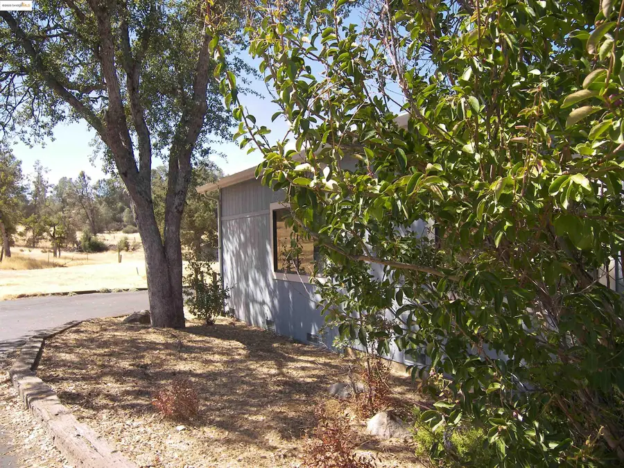 22857 Rolling Woods Dr., Groveland, CA 95321 - #3