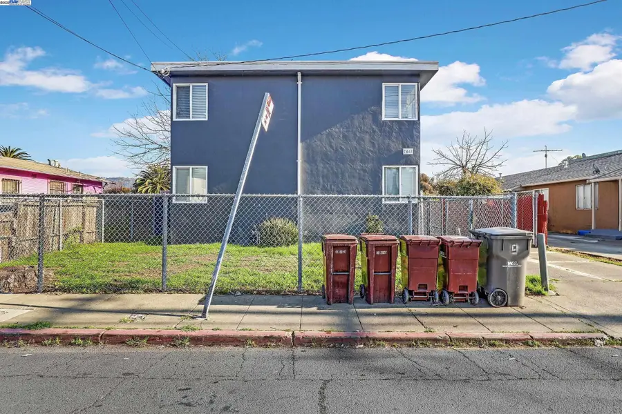 7448 Lockwood St, Oakland, CA 94621 - Image #2