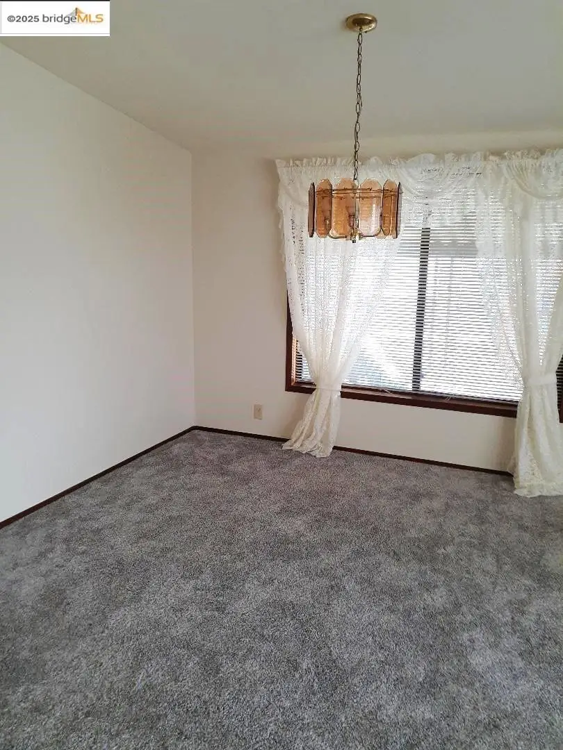 136 Castle CT, Fortuna, CA 95540 - Image #2