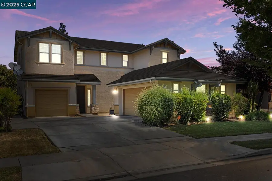 1117 Van Gogh Lane, Patterson, CA 95363 - #3