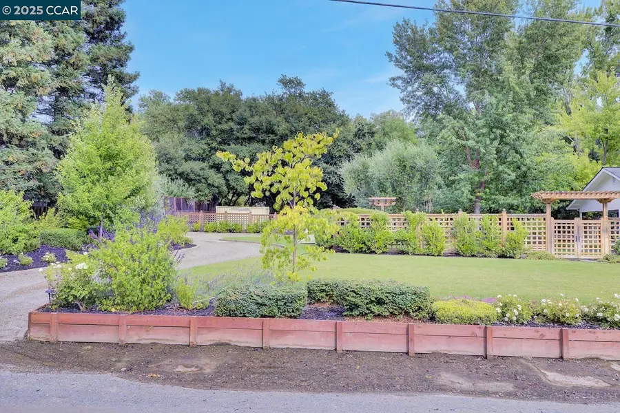 11 San Andreas Dr, Danville, CA 94506 - Image #3