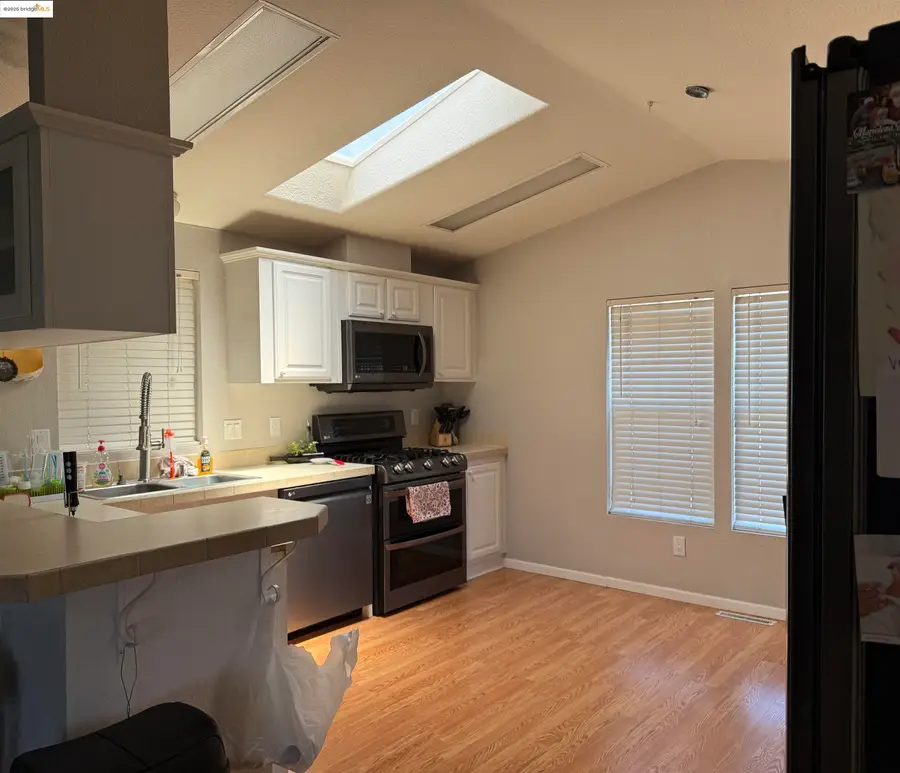 177 Rose Marie Ln, Concord, CA 94518 - #3
