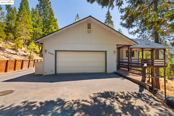 28484 Georges Dr, STRAWBERRY, CA 95375